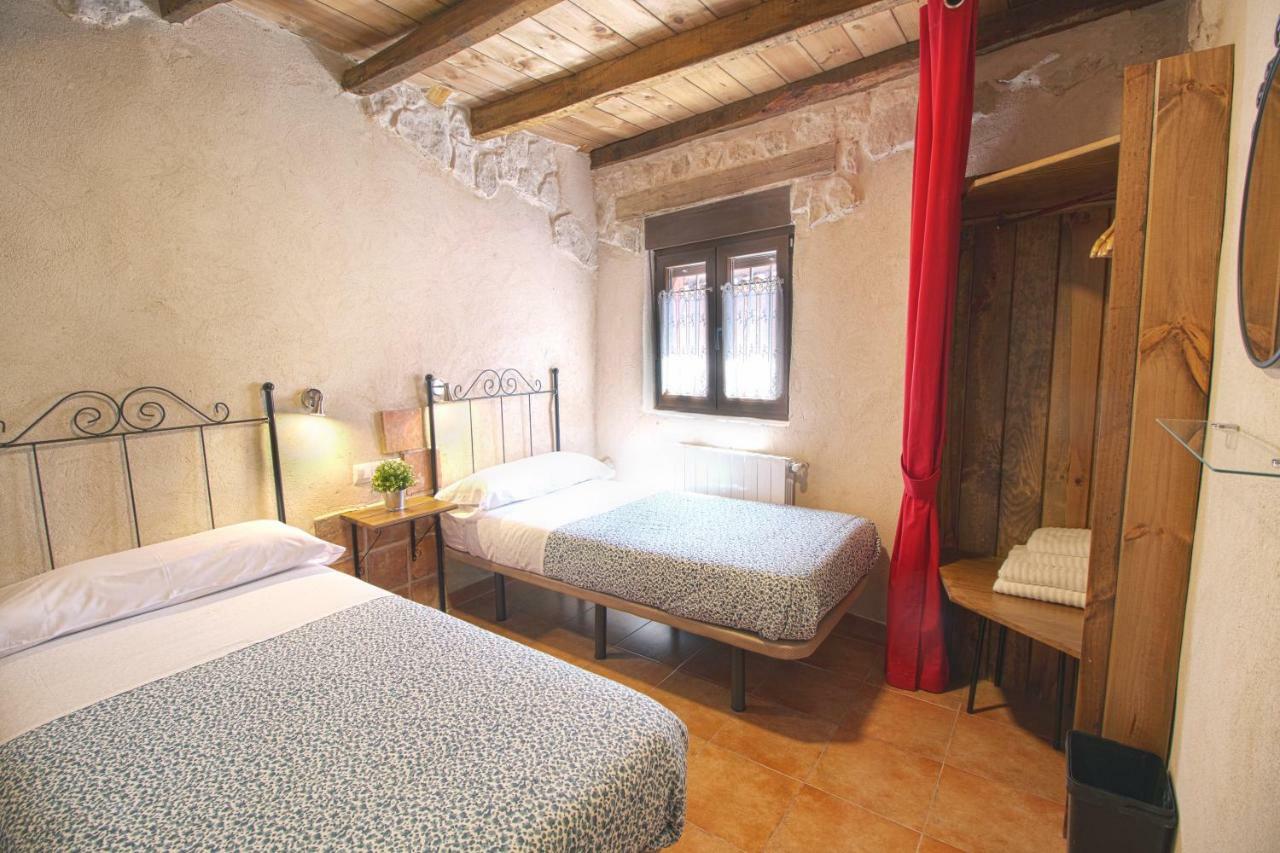 Casas La Muralla De Bodegas Marcos 佩纳菲尔 外观 照片