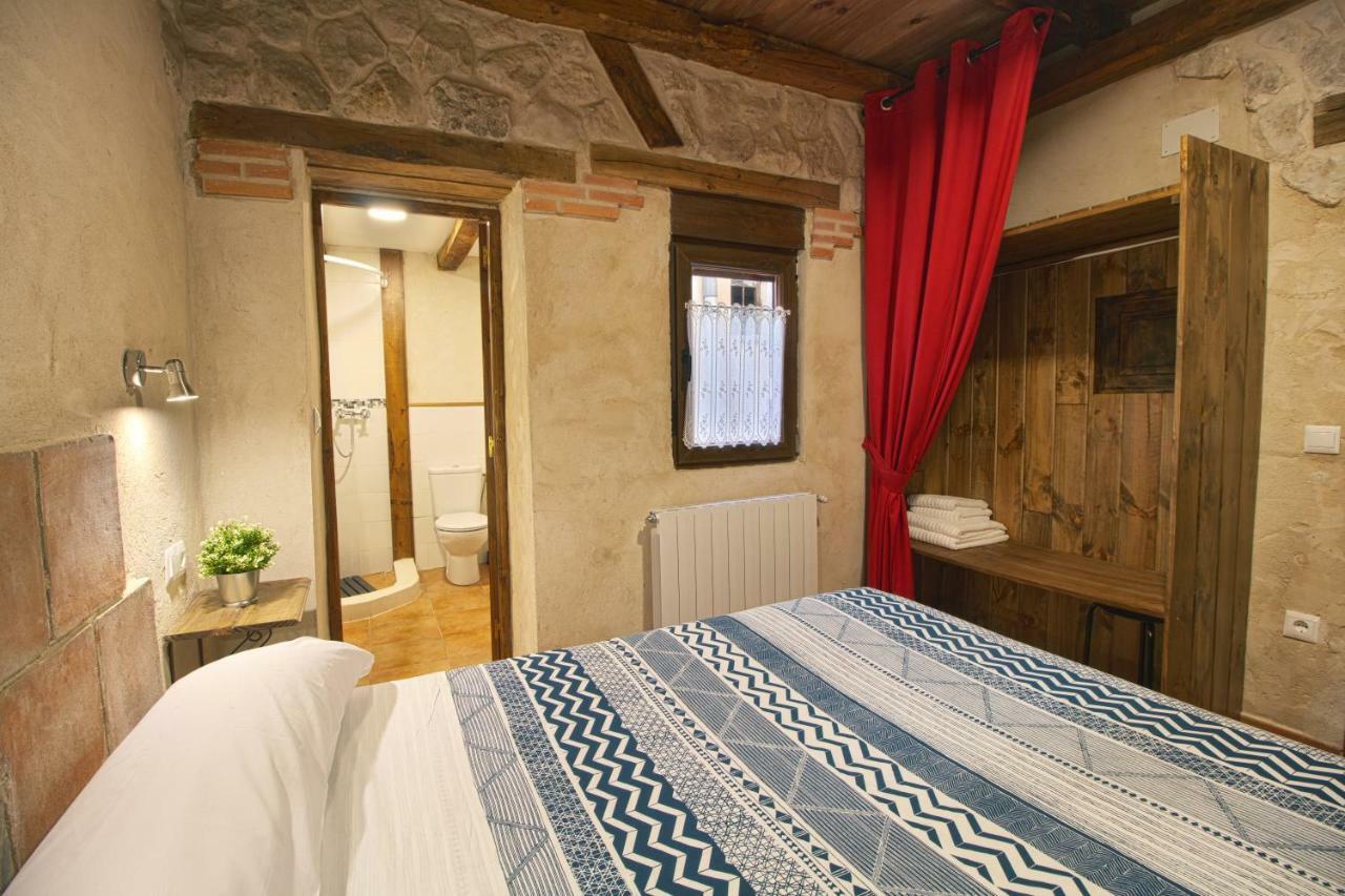 Casas La Muralla De Bodegas Marcos 佩纳菲尔 外观 照片