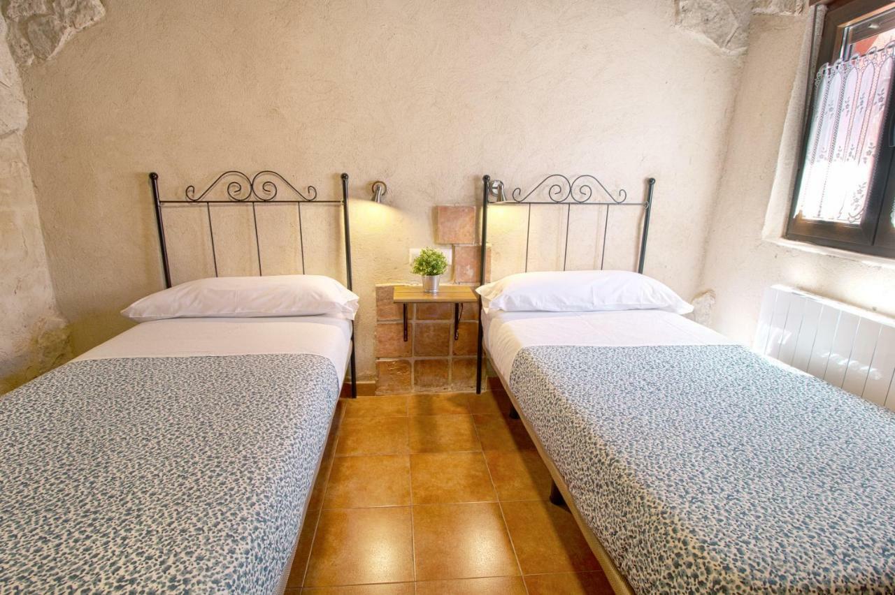 Casas La Muralla De Bodegas Marcos 佩纳菲尔 外观 照片