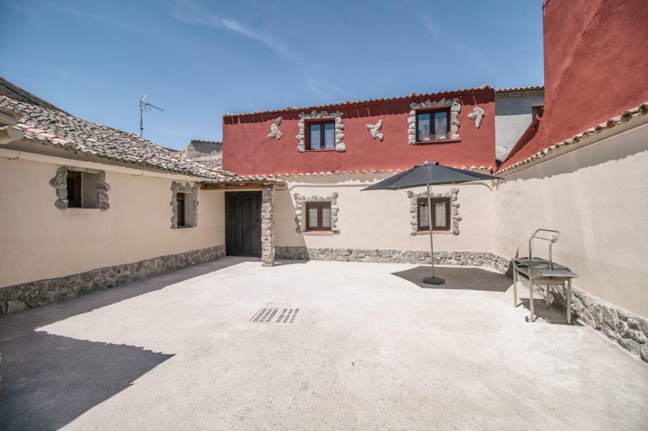 Casas La Muralla De Bodegas Marcos 佩纳菲尔 外观 照片