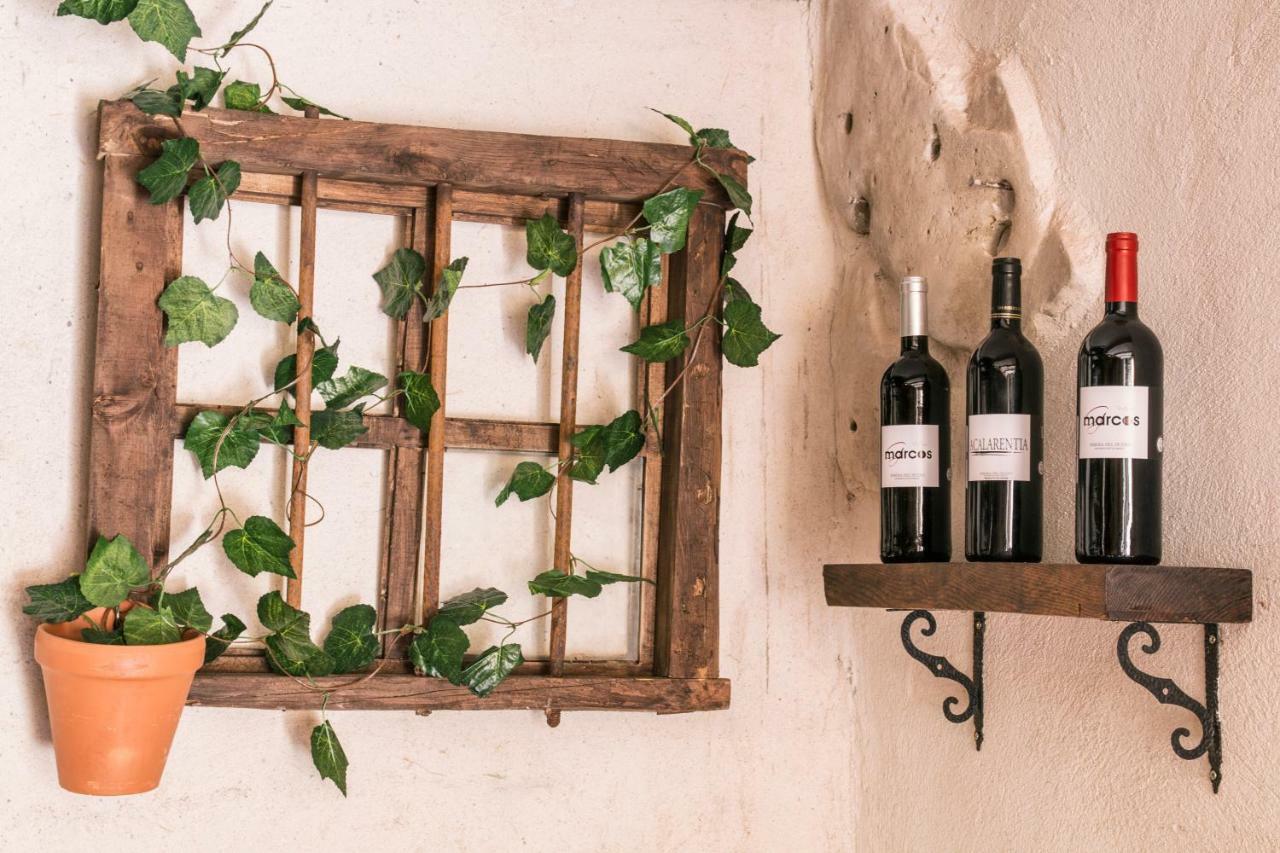 Casas La Muralla De Bodegas Marcos 佩纳菲尔 外观 照片